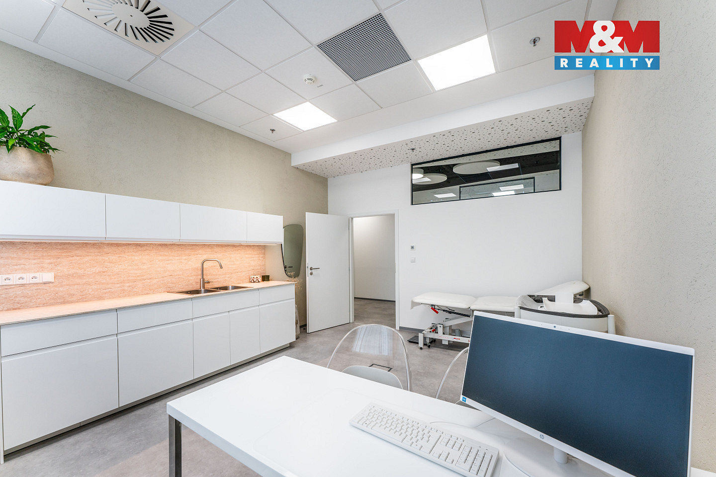 Pronájem obchodních prostor 25 m² – fotografie 2