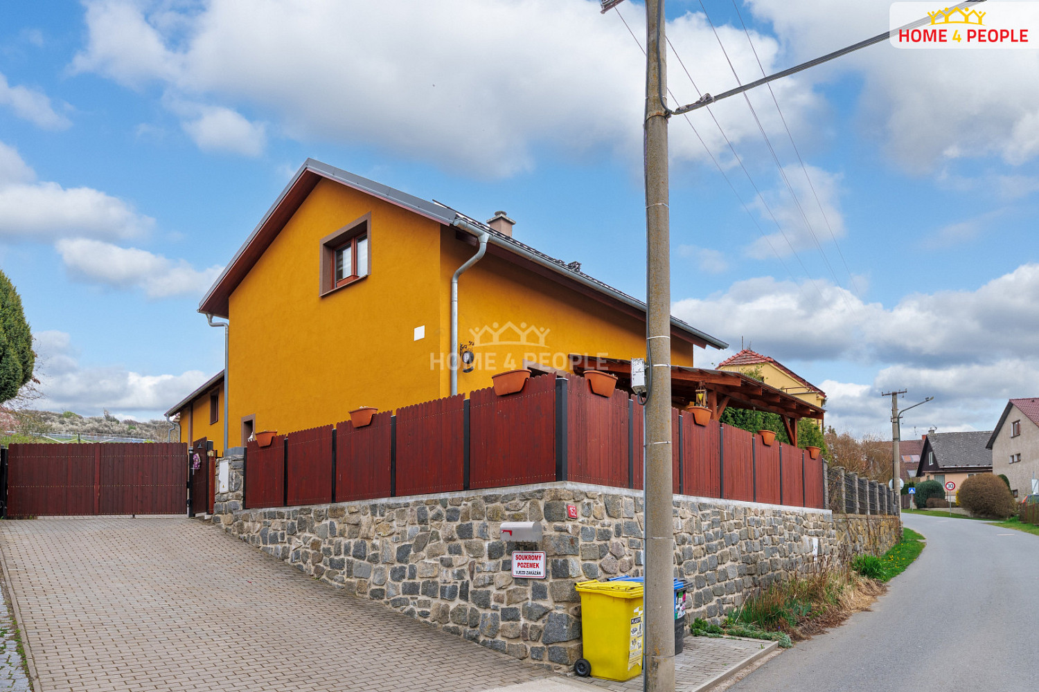 Prodej domu 258 m² s pozemkem 939 m² – fotografie 4