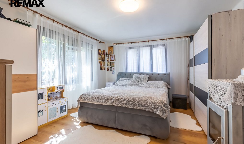 Prodej domu 181 m² s pozemkem 900 m², Praha – náhled fotky 8