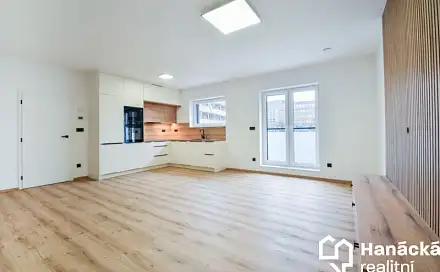 Pronájem bytu 2+kk 61 m²