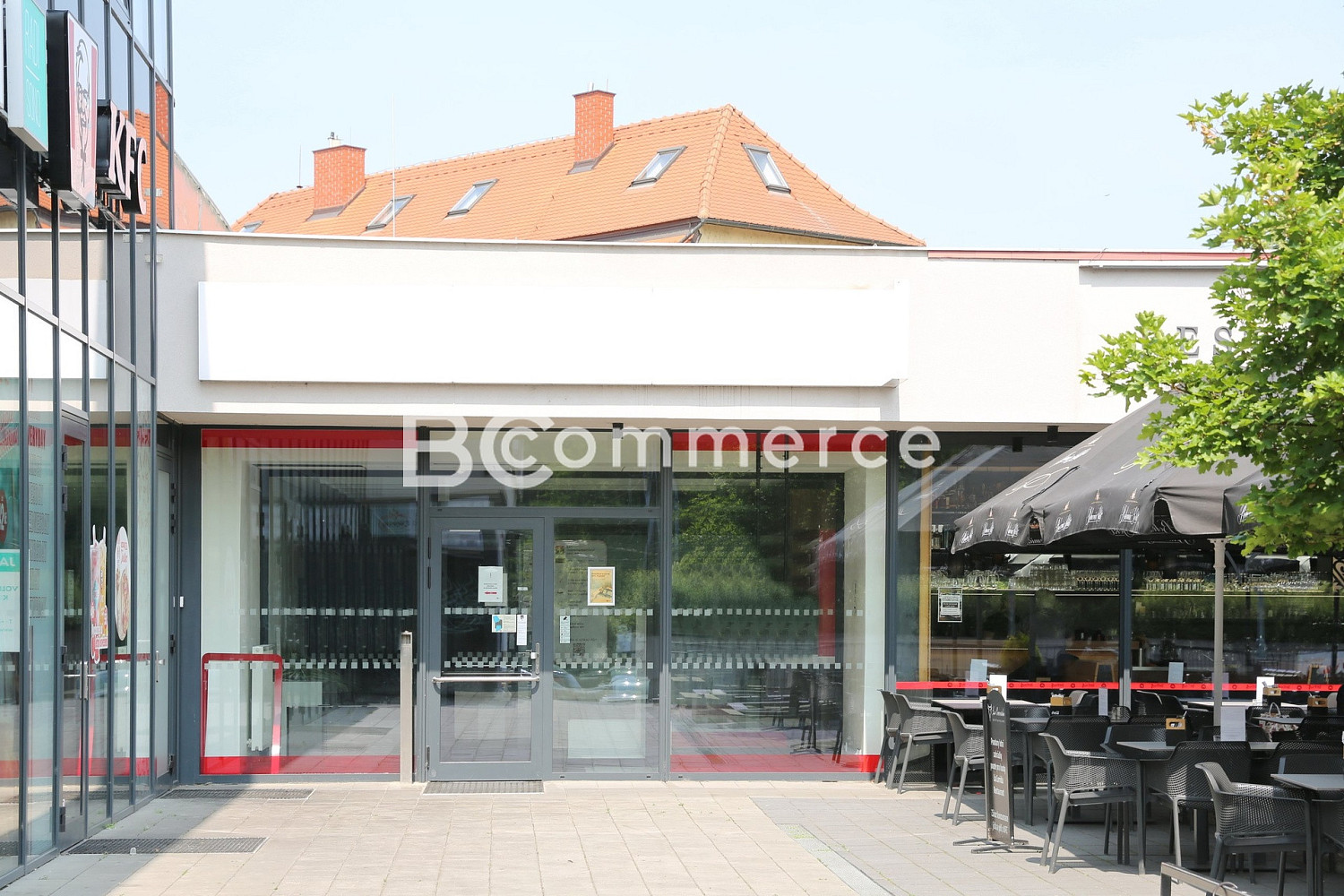 Pronájem obchodních prostor 118 m² – fotografie 3
