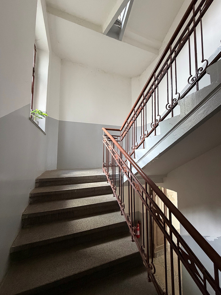 Prodej nájemního domu, činžáku 344 m² – fotografie 2