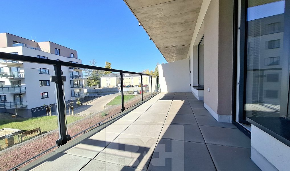 Pronájem bytu 2+kk 53 m², Trutnov – náhled fotky 2