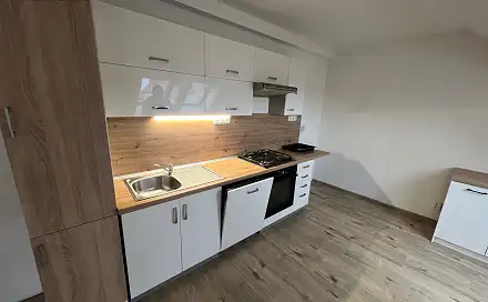 Pronájem bytu 4+kk 129 m², Osvobození, Kunovice, okres Uherské Hradiště