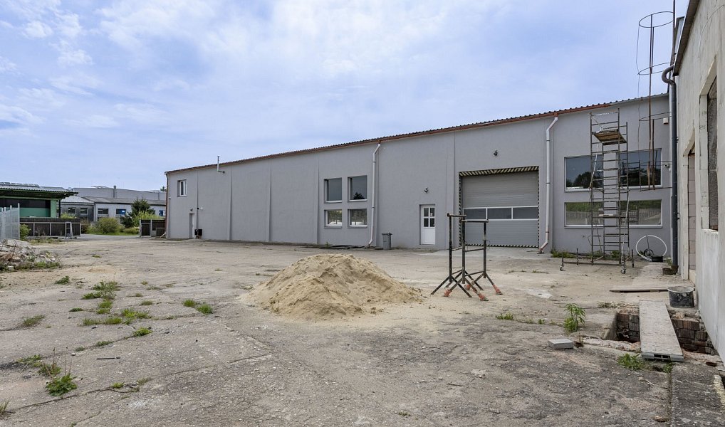 Prodej skladovacích prostor 1 580 m², Doksy – náhled fotky 27