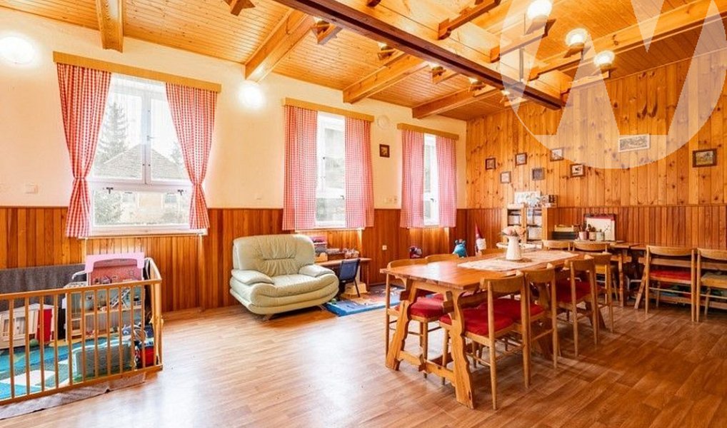 Prodej domu 260 m² s pozemkem 939 m², Ktiš – náhled fotky 3