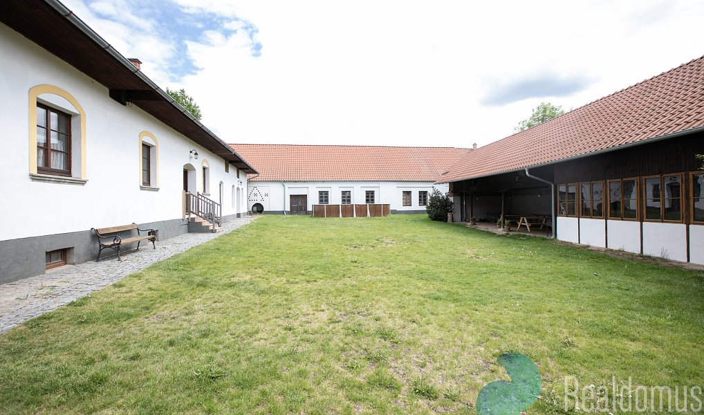 Prodej komerčního objektu (jiného typu) 726 m², Skrýchov u Malšic – náhled fotky 44