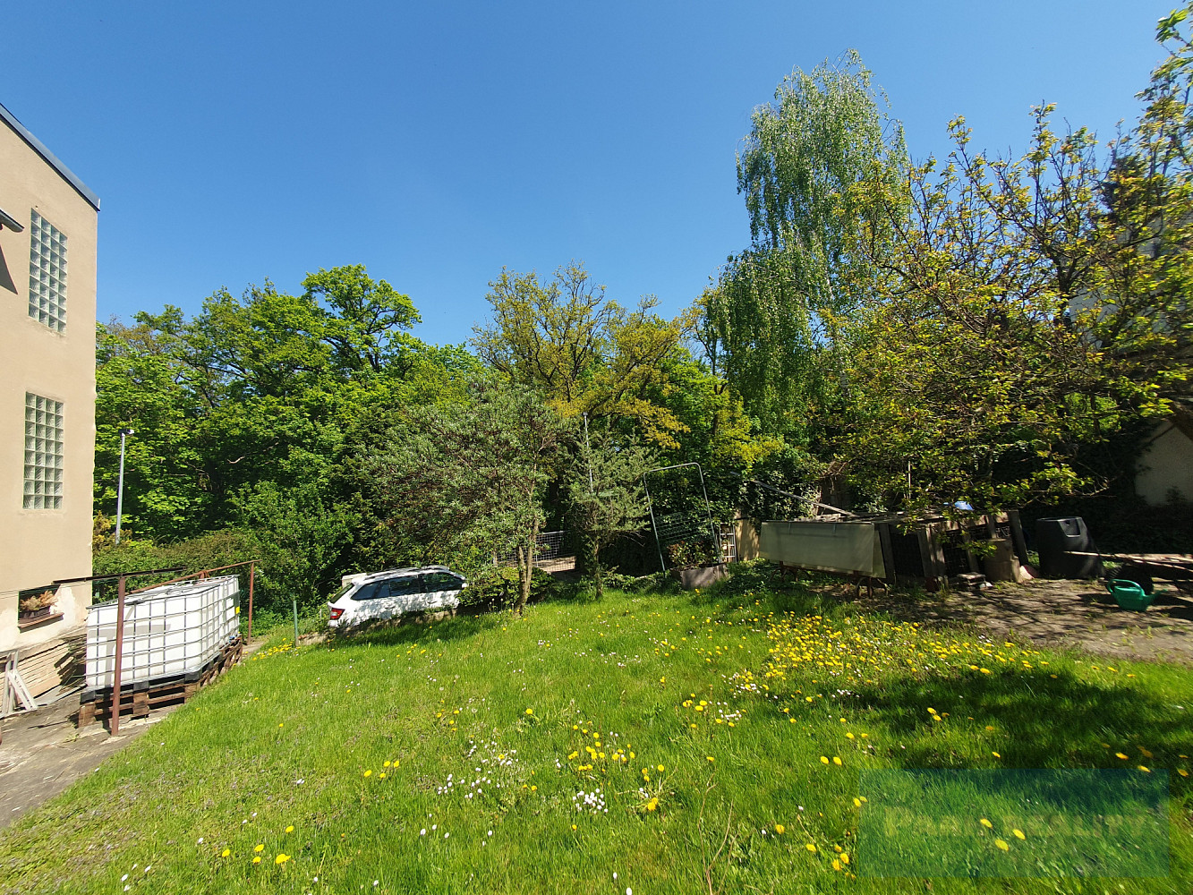 Prodej domu 196 m² s pozemkem 862 m² – další