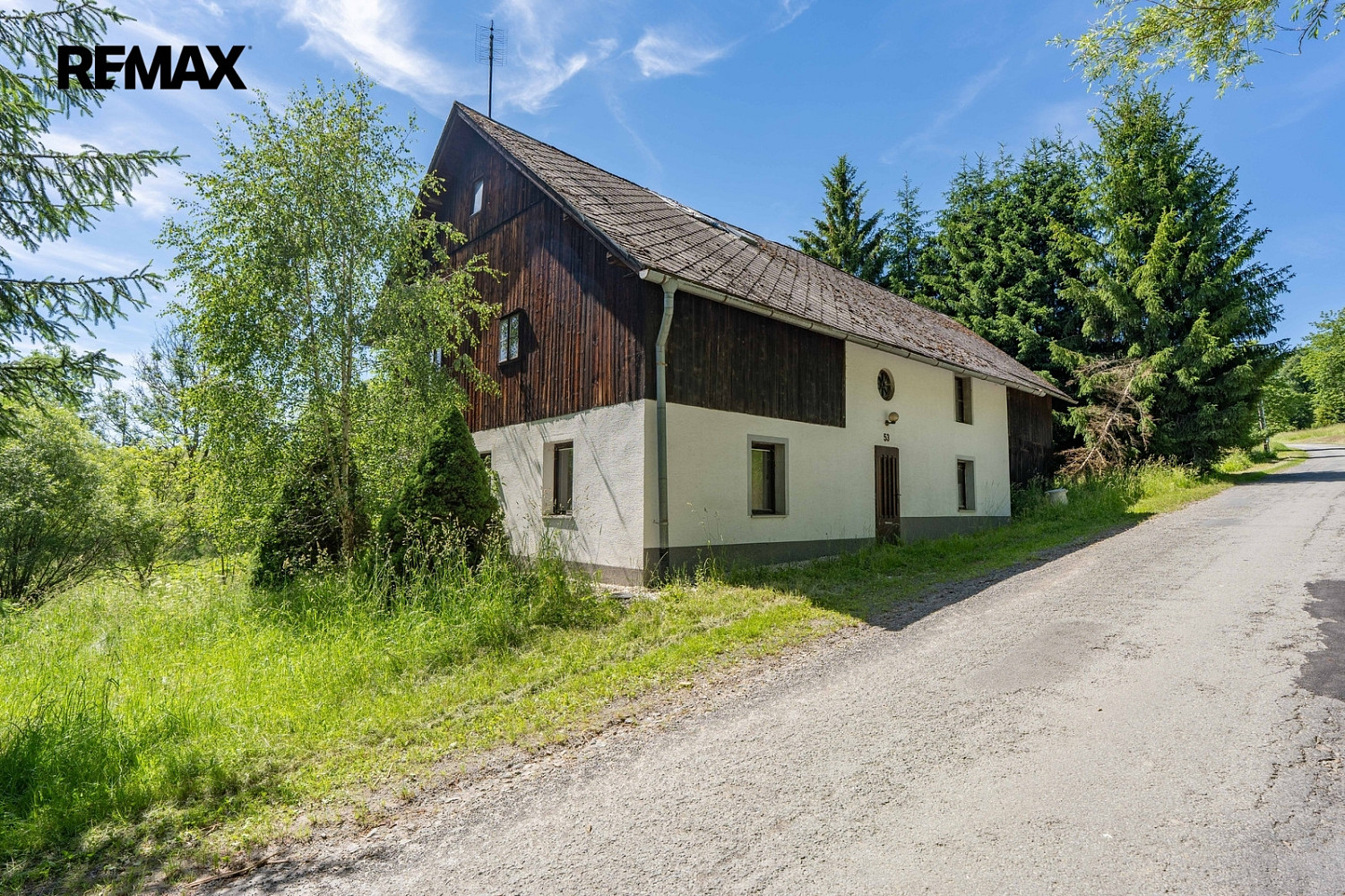 Prodej domu 185 m² s pozemkem 1 442 m² — photo 2