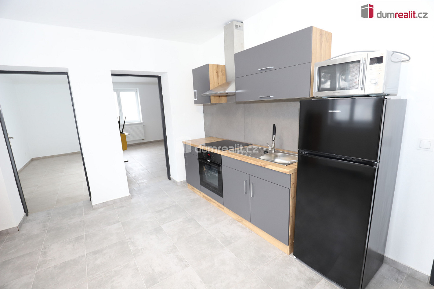 Pronájem bytu 2+1 41 m² — photo 3
