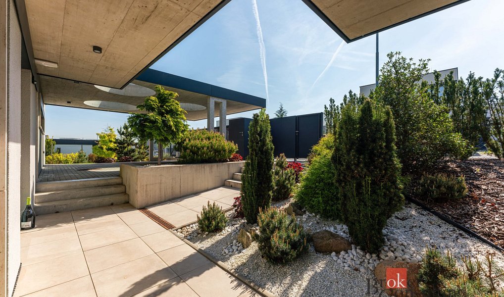 Pronájem domu 162 m² s pozemkem 916 m², Průhonice – náhled fotky 34