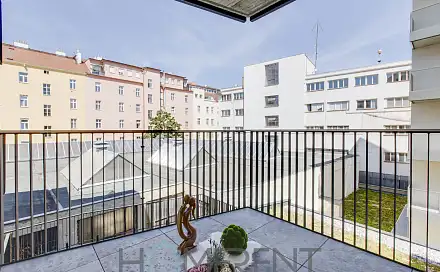 Pronájem bytu 1+kk 38 m²