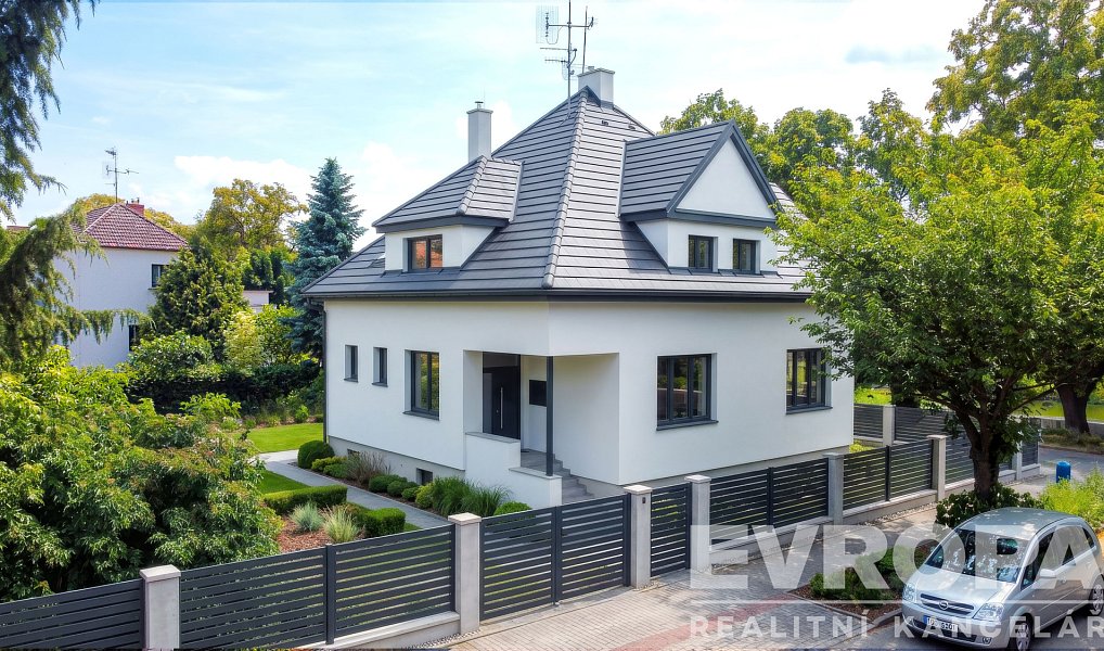Prodej domu 300 m² s pozemkem 826 m², Břeclav – náhled fotky 13