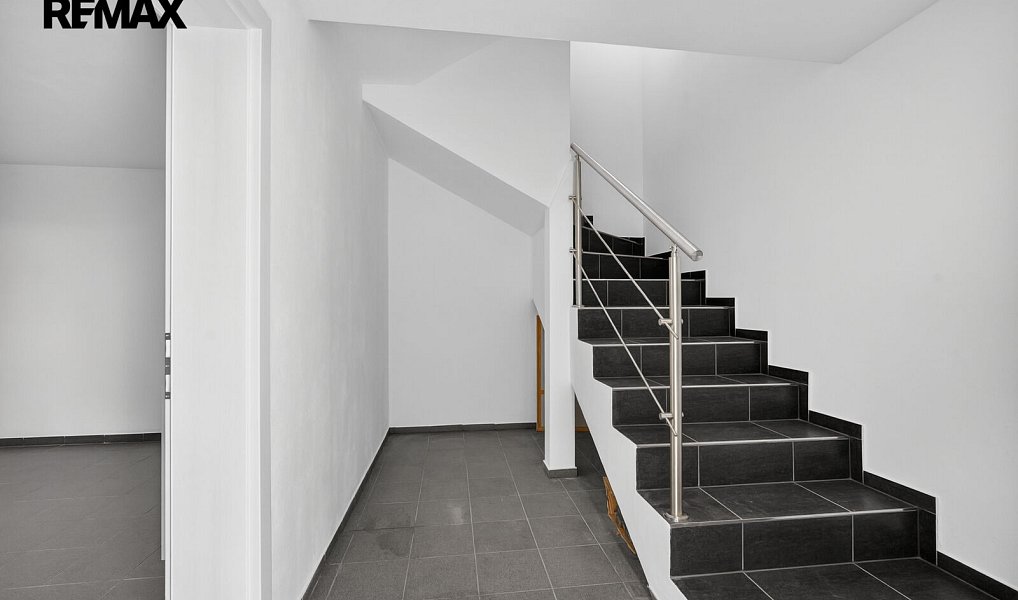 Prodej domu 224 m² s pozemkem 959 m², Dobšice – náhled fotky 12