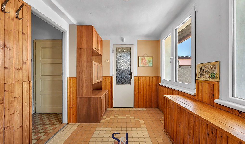 Prodej domu 240 m² s pozemkem 1 661 m², Žatec – náhled fotky 9