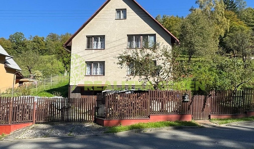 Prodej domu 200 m² s pozemkem 992 m², Vsetín – náhled fotky 7