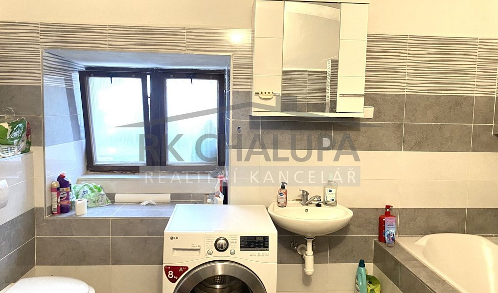 Prodej ubytovacího objektu 900 m², Stráž nad Nežárkou – náhled fotky 16