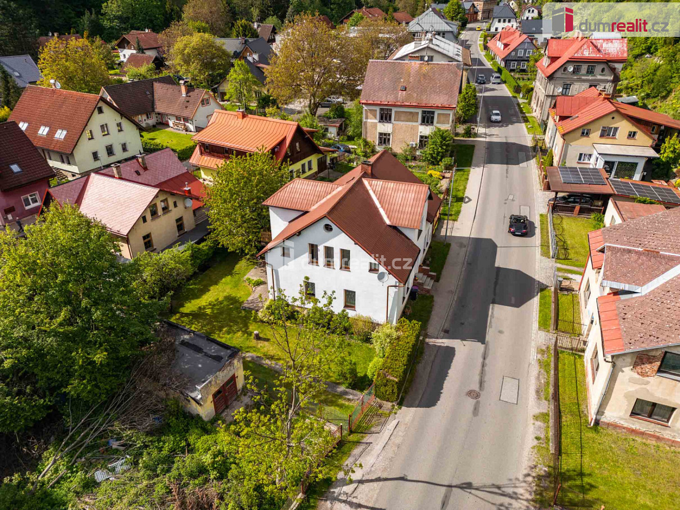 Prodej domu 250 m² s pozemkem 400 m² – fotografie 2