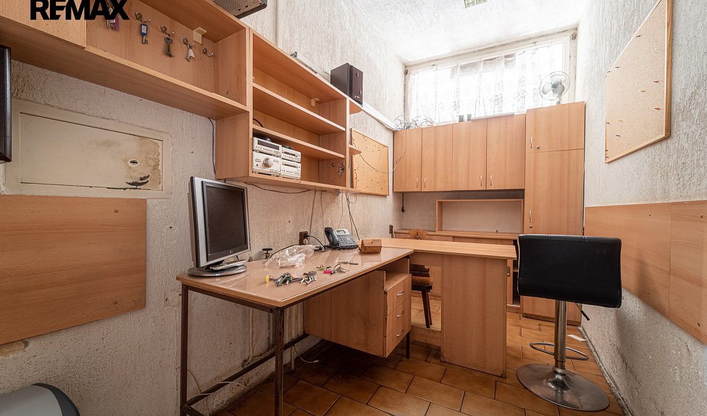 Prodej komerčního objektu (jiného typu) 1 450 m², Lipůvka – náhled fotky 13