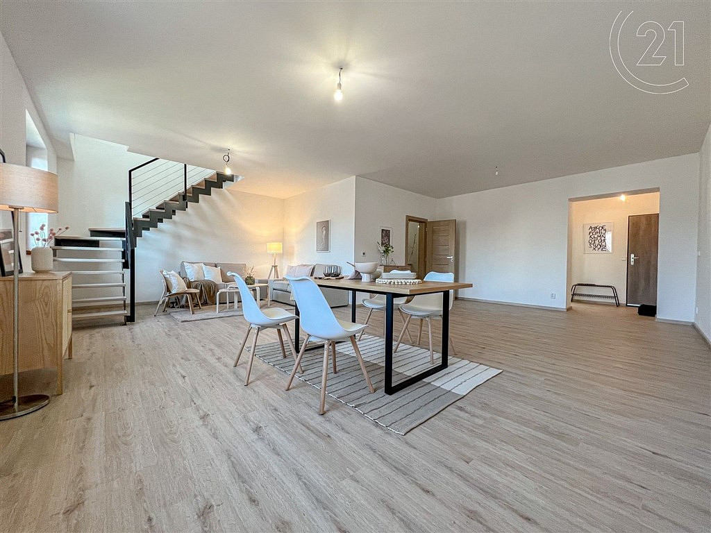 Prodej bytu 4+kk 148 m²