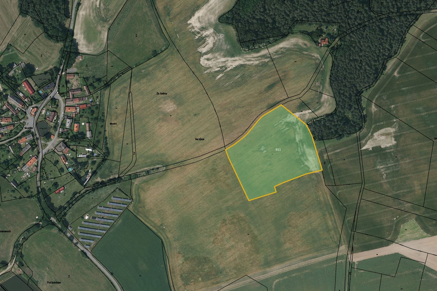 Prodej pole 43 234 m²