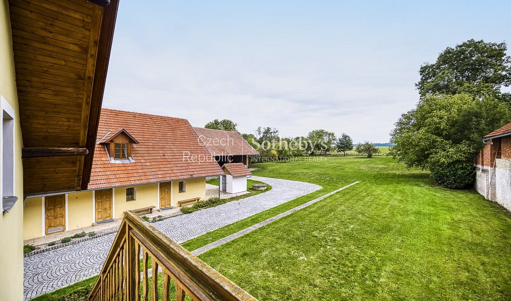 Prodej domu 350 m² s pozemkem 7 500 m², Lozice – náhled fotky 22