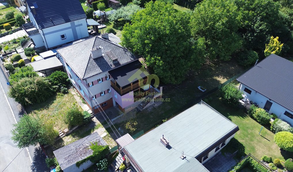 Prodej domu 228 m² s pozemkem 1 076 m², Rokycany – náhled fotky 6