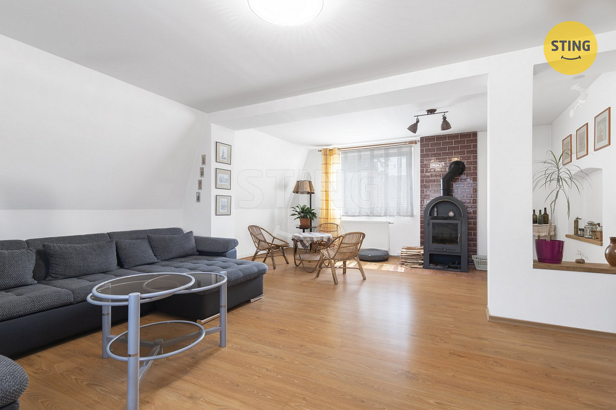 Prodej domu 230 m² s pozemkem 1 129 m² — photo 3