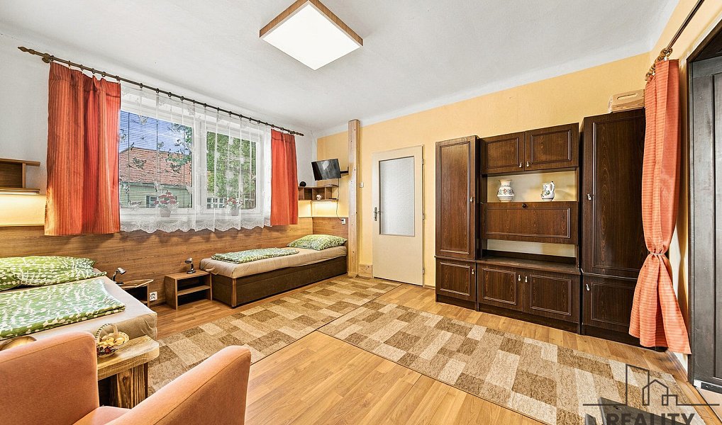 Prodej domu 150 m² s pozemkem 1 502 m², Petrov – náhled fotky 3
