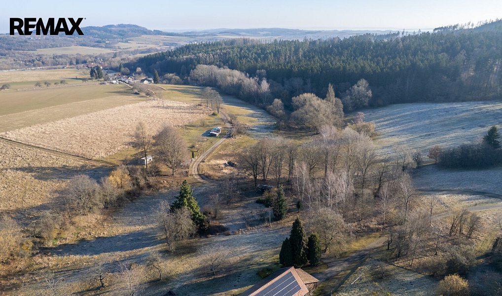 Prodej stavebního pozemku 2 465 m², Votice – náhled fotky 6