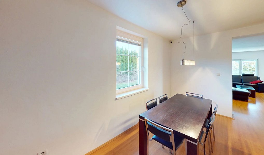 Prodej domu 424 m² s pozemkem 1 557 m², Hradištko – náhled fotky 15