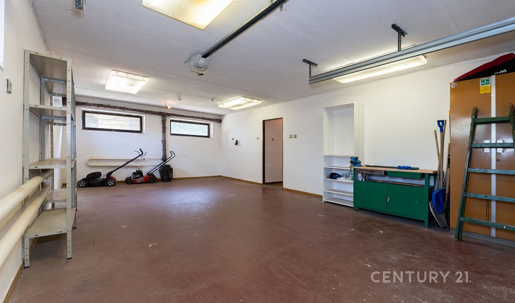 Prodej domu 193 m² s pozemkem 527 m², Praha – náhled fotky 33