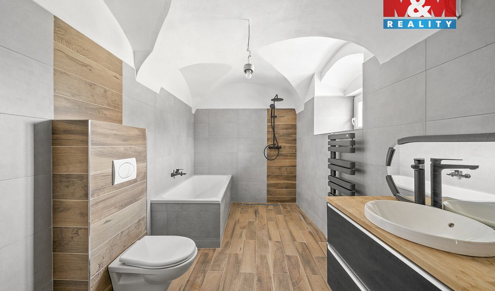 Prodej chaty/chalupy 260 m² s pozemkem 2 350 m², Broumov – náhled fotky 9