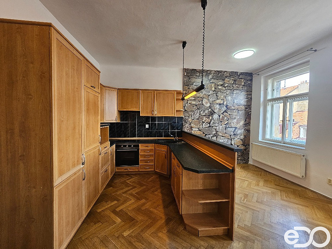 Pronájem bytu 2+kk 73 m² – fotografie 5