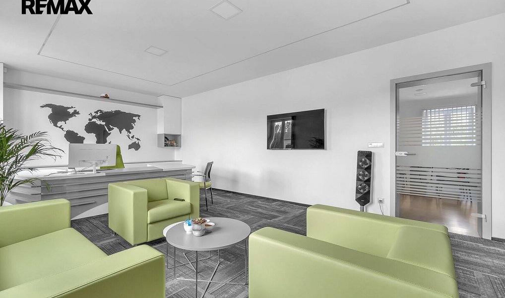 Pronájem komerčního prostoru, 160 m², Lahovice, Praha