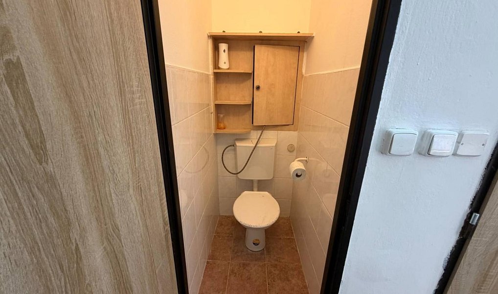 Pronájem bytu 4+1 73 m², Hradec Králové – náhled fotky 3