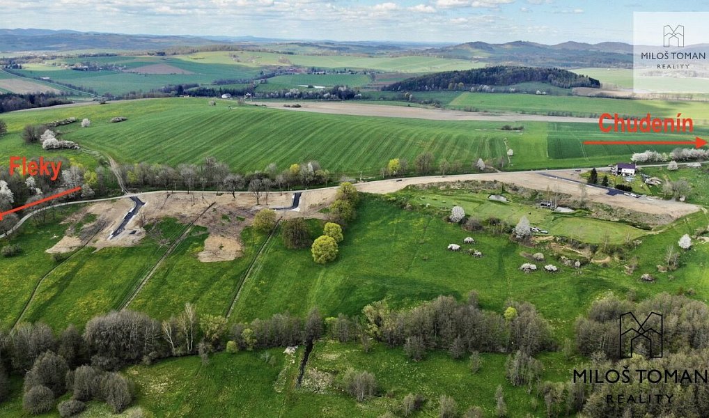 Prodej stavebního pozemku 2 084 m², Chudenín – náhled fotky 8