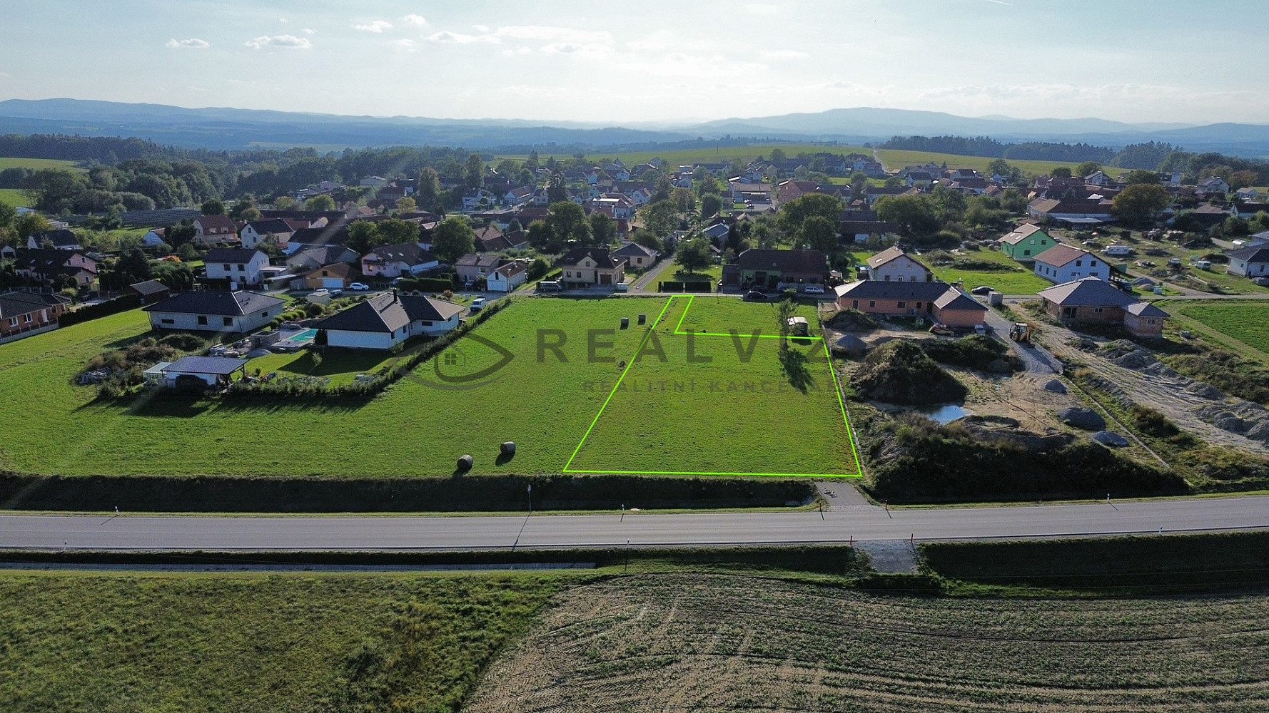 Prodej stavebního pozemku 2 274 m² – fotografie 5