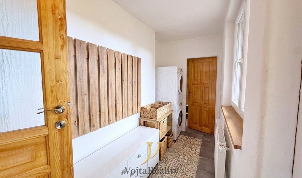 Prodej domu 160 m² s pozemkem 1 494 m², Cholina – náhled fotky 10