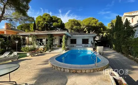 Prodej domu 250 m² s pozemkem 800 m², Campoamor, Španělsko