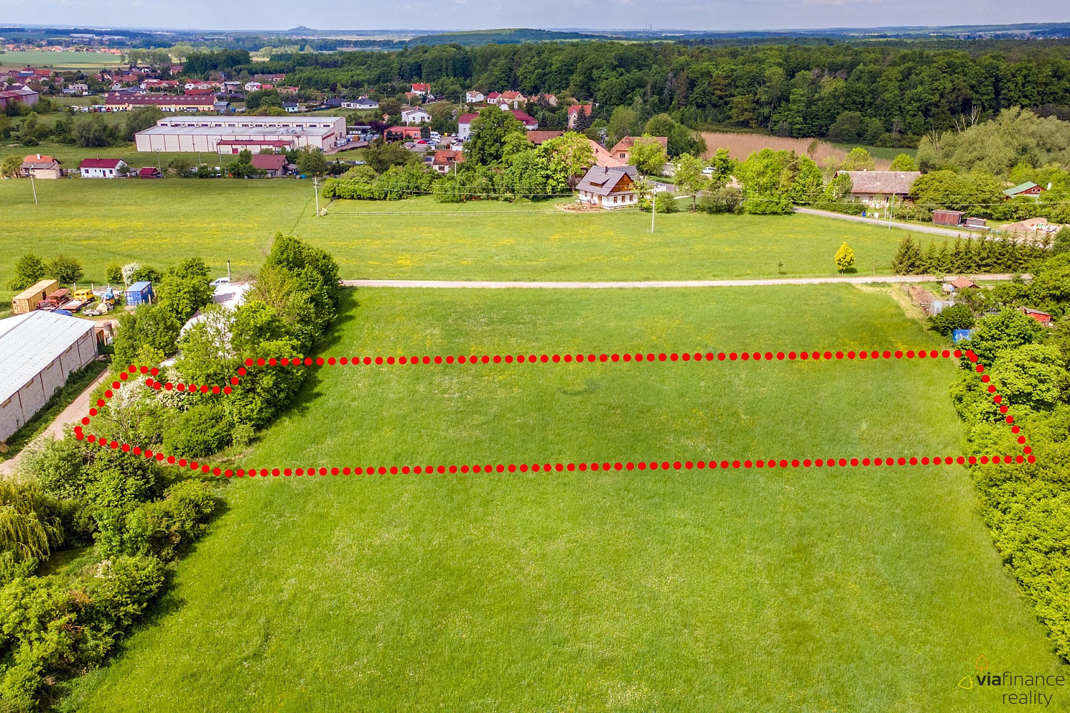 Prodej stavebního pozemku 2 204 m² – fotografie 5