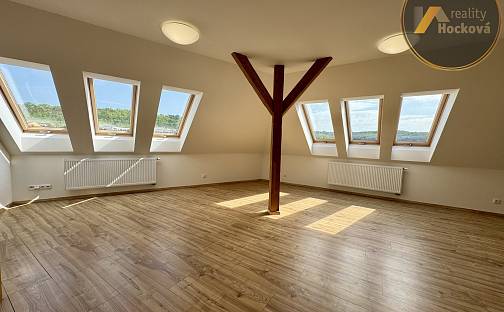 Prodej bytu 1+1 94 m², Zenklova, Praha 8 - Libeň