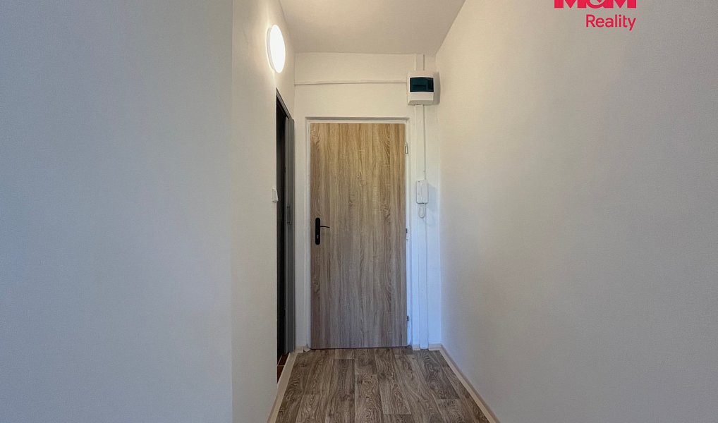 Prodej bytu 1+1 35 m², Bílina – náhled fotky 7