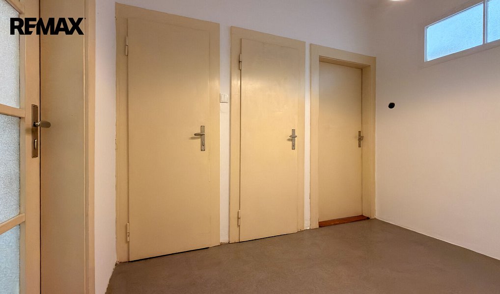 Pronájem bytu 3+kk 78 m², Hradec Králové – náhled fotky 21