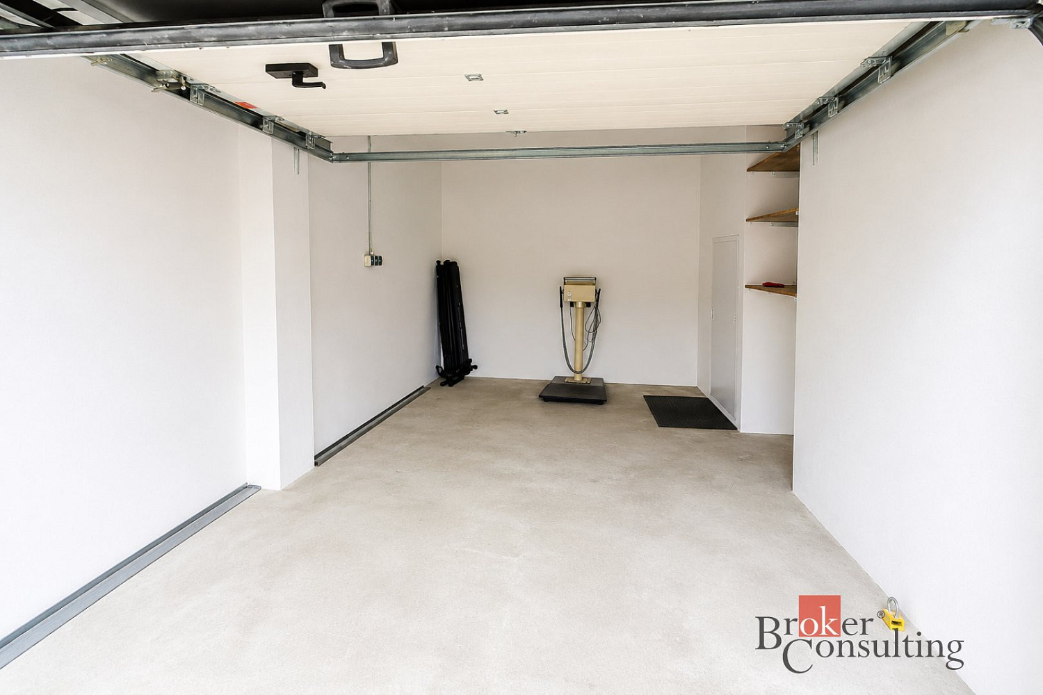 Podnájem ostatní, 25 m2, hradec královéhabrmanova — photo 2