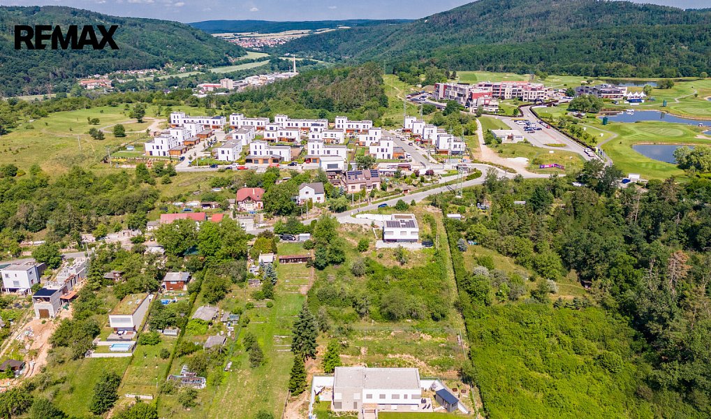 Prodej stavebního pozemku 1 258 m², Beroun – náhled fotky 6