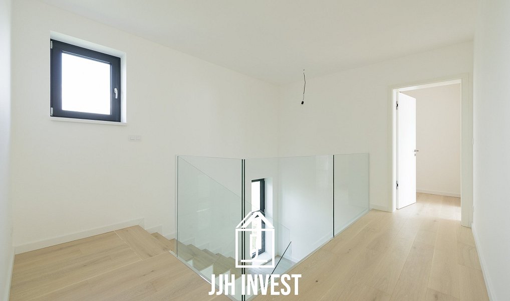 Prodej domu 254 m² s pozemkem 834 m², Vysoký Újezd – náhled fotky 11