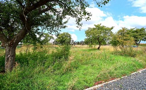 Prodej stavebního pozemku 836 m², Líbeznice, okres Praha-východ