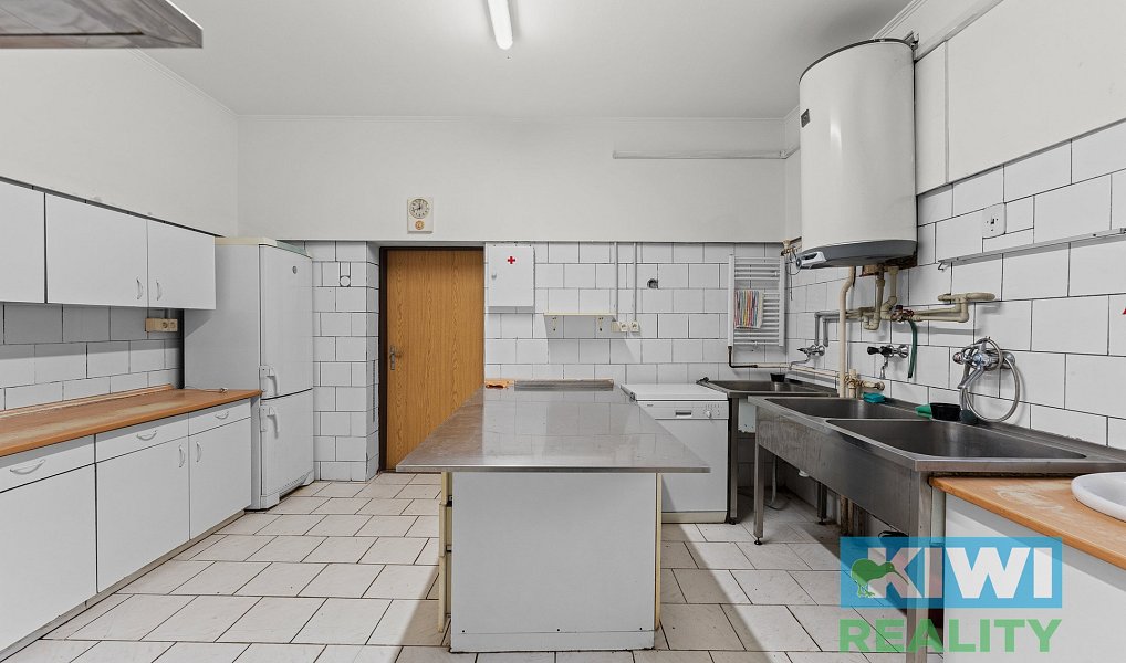 Prodej restaurace 638 m², Petřvald – náhled fotky 27