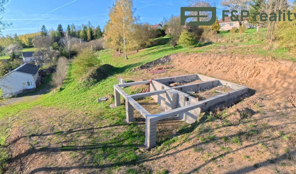 Prodej stavebního pozemku 2 390 m², Číhošť – náhled fotky 3